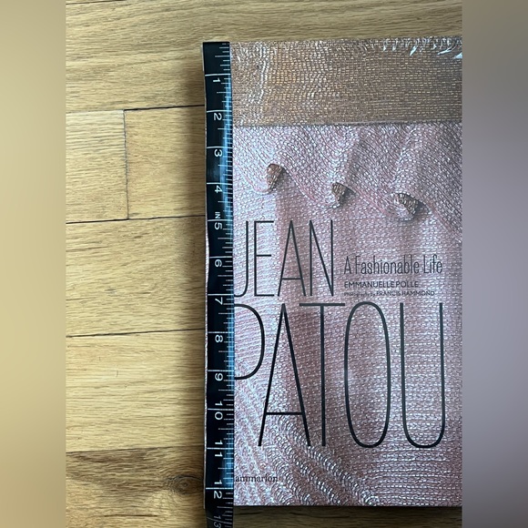 Jean Patou A Fashionable Life Book by Emmanuelle Polle - Picture 4 of 6